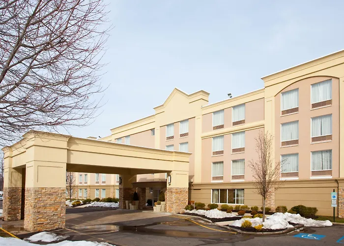 Holiday Inn Express & Suites West Long Branch - Eatontown By Ihg